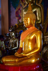 golden buddha statue