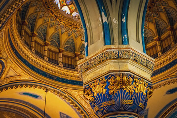 Fototapeta premium interior of the Szeged, Hungary synagogue build in 1902. 