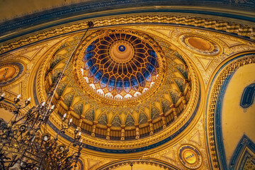 Obraz premium interior of the Szeged, Hungary synagogue build in 1902. 