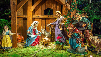 Traditional Nativity Scene with Figurines