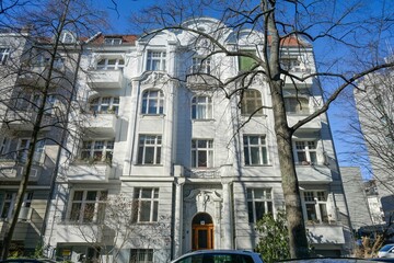 Wohnhaus, ehemaliger Wohnsitz von Max Frisch, Sarrazinstraße 8, Dichterviertel, Friedenau, Berlin,...