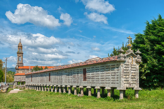 Carnota is a coastal municipality located in the southwest of La Coru&ntilde;a (Galicia, Spain), belonging to the Muros region.
