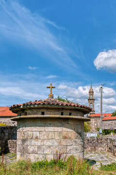 Carnota is a coastal municipality located in the southwest of La Coru&ntilde;a (Galicia, Spain), belonging to the Muros region.