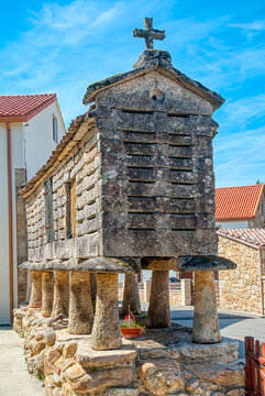 Carnota is a coastal municipality located in the southwest of La Coru&ntilde;a (Galicia, Spain), belonging to the Muros region.