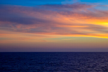 Tranquil Sunset Over the Ocean