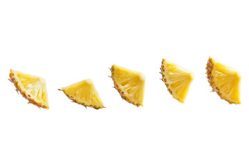 Naklejka premium Fresh pineapple slices floating in the air isolated on transparent background