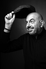 Un saluto con il berretto