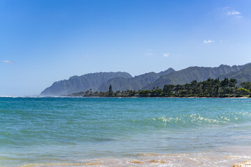 La'ie Beach Park / Pounder’s Beach，North Shore of Oahu, Hawaii. Pali Kiloi'a Sea Cliff / Eolianite