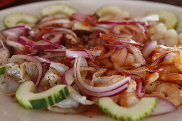 COMIDA MARISCOS AGUACHILE MIXTO CAMARON CRUDO Y COCIDO 