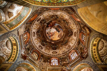 Fototapeta premium Basilica di San Vitale, città di Ravenna, Emilia Romagna