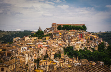 Obraz premium Detail of tightly packed homes in Ragusa Ibla, Sicily, Italy. June 2023