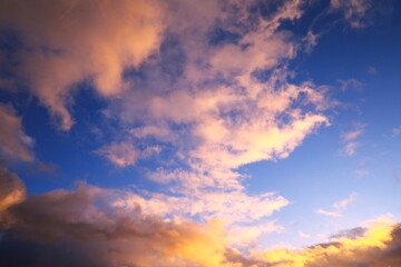 美しい夕焼け雲