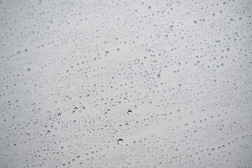 ventana transparente con textura de gotas de lluvia