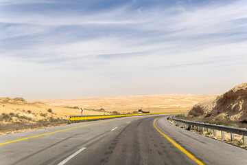 Qatar to riyadh road. 