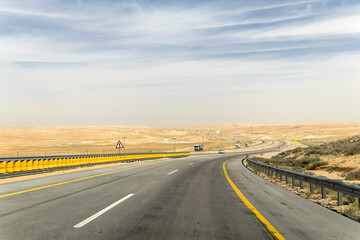 Naklejka premium Qatar to riyadh road. 