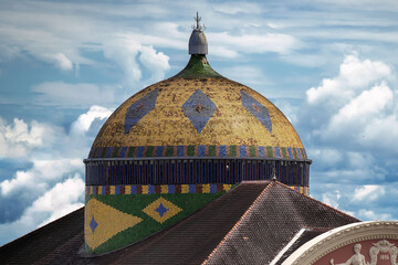 The dome of the Teatro Amazonas is made up of 36 thousand pieces of glazed ceramic scales and...