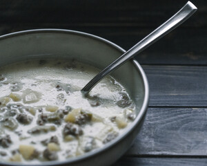 Kräftige Hackfleisch-Lauch-Suppe – Wärmendes Winteressen