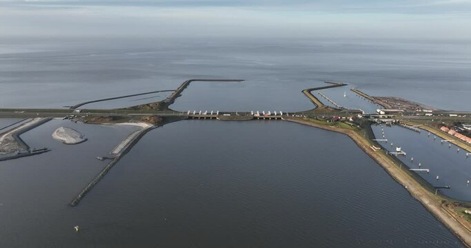 The Lorentz locks are a lock complex in the Afsluitdijk at Kornwerderzand . The structures are important for the water level on the IJsselmeer and shipping to and from the Wadden Sea