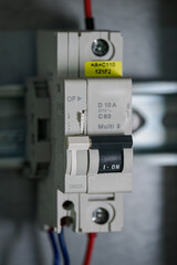 Safety current protection on the din rail.