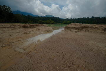 hot springs yellowstone national park