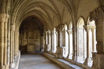 Cloître Saint-Trophîme à Arles. France	