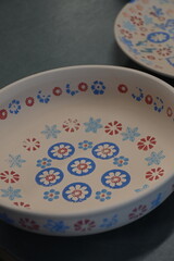 Ceramics Production of tableware from ecological materials