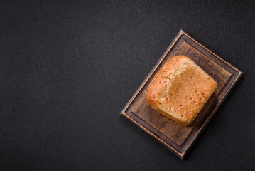 Brown bread with grains and seeds
