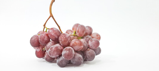 bunch of grapes isolated	
