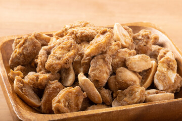 ［鹿児島県　奄美大島］黒糖ピーナッツ