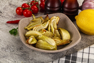 Vegan cuisine - baked fennel with oil