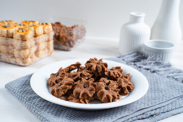 Chocolate topping cookies. Cookies with chocolate chip topping. Eid cookies. Suitable for recipes, articles, catalogs, or other commercial purposes. Eid cookies