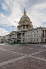 Obraz premium The iconic United States Capitol building, an emblem of American democracy