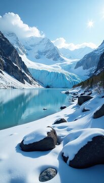 Plage de galets recouverts par un glacier naturel en hiver, paysage, glacier
