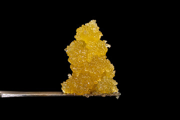Cannabis Extract – High-Quality Macro Shot of Live Resin Diamonds on Dab Tool