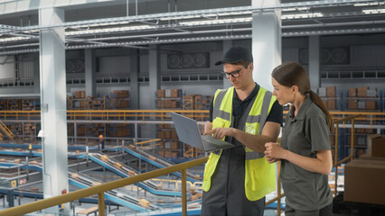 Fulfillment Center: Agile Supervisor and Manager Control Automated Operations in Logistics...