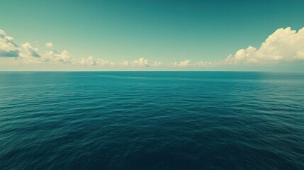 Fototapeta premium Serene Ocean View Under a Cloudy Sky