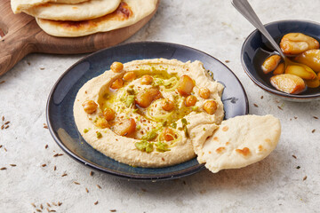 Lemon and Garlic Hummus