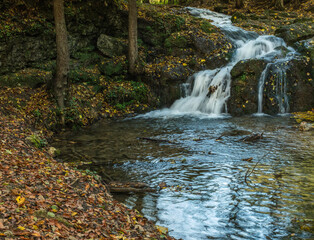 Waterfall in Polabd. Wodospad Szum. Jura.