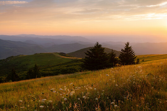 Scenic summer sunset over the Virginia highlands
