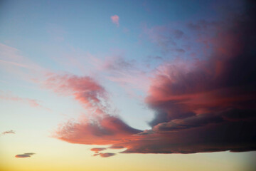 Dramatic Sunset Sky with Vibrant Pink and Purple Clouds