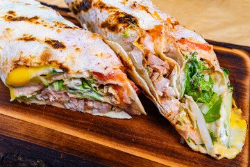 Deliciously grilled wrap filled with fresh ingredients and flavors