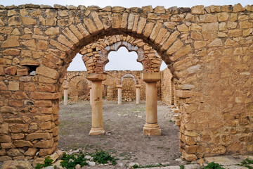 l'area archeologica dell'antico presidio militare romano di Ammaedara nei pressi della cittadina di...