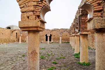 l'area archeologica dell'antico presidio militare romano di Ammaedara nei pressi della cittadina di...