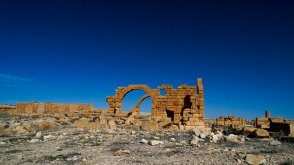 l'area archeologica dell'antico presidio militare romano di Ammaedara nei pressi della cittadina di...