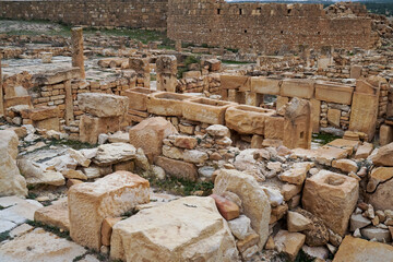 l'area archeologica dell'antico presidio militare romano di Ammaedara nei pressi della cittadina di...