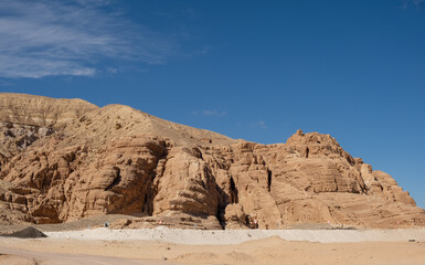 Fototapeta premium Unique rock formations in the Sinai desert showcasing natural beauty and landscape in Egypt