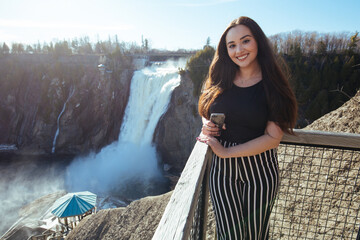 Obraz premium woman and waterfall