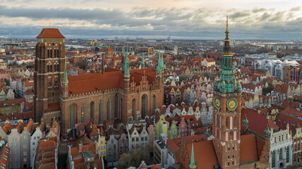 Obraz premium panorama of the old town of gdansk poland