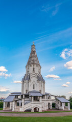 Fototapeta premium Church of the Ascension in Kolomenskoye, Moscow, Russia