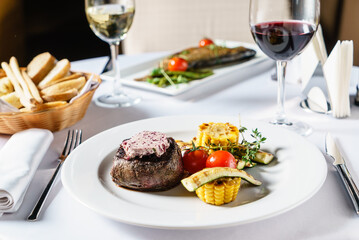 steak with grilled vegetables